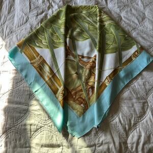 Vintage (1994) HERMES Jardin Creole Scarf